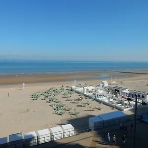 Toplocatie Frontal Sea View , Middelkerke Belgique